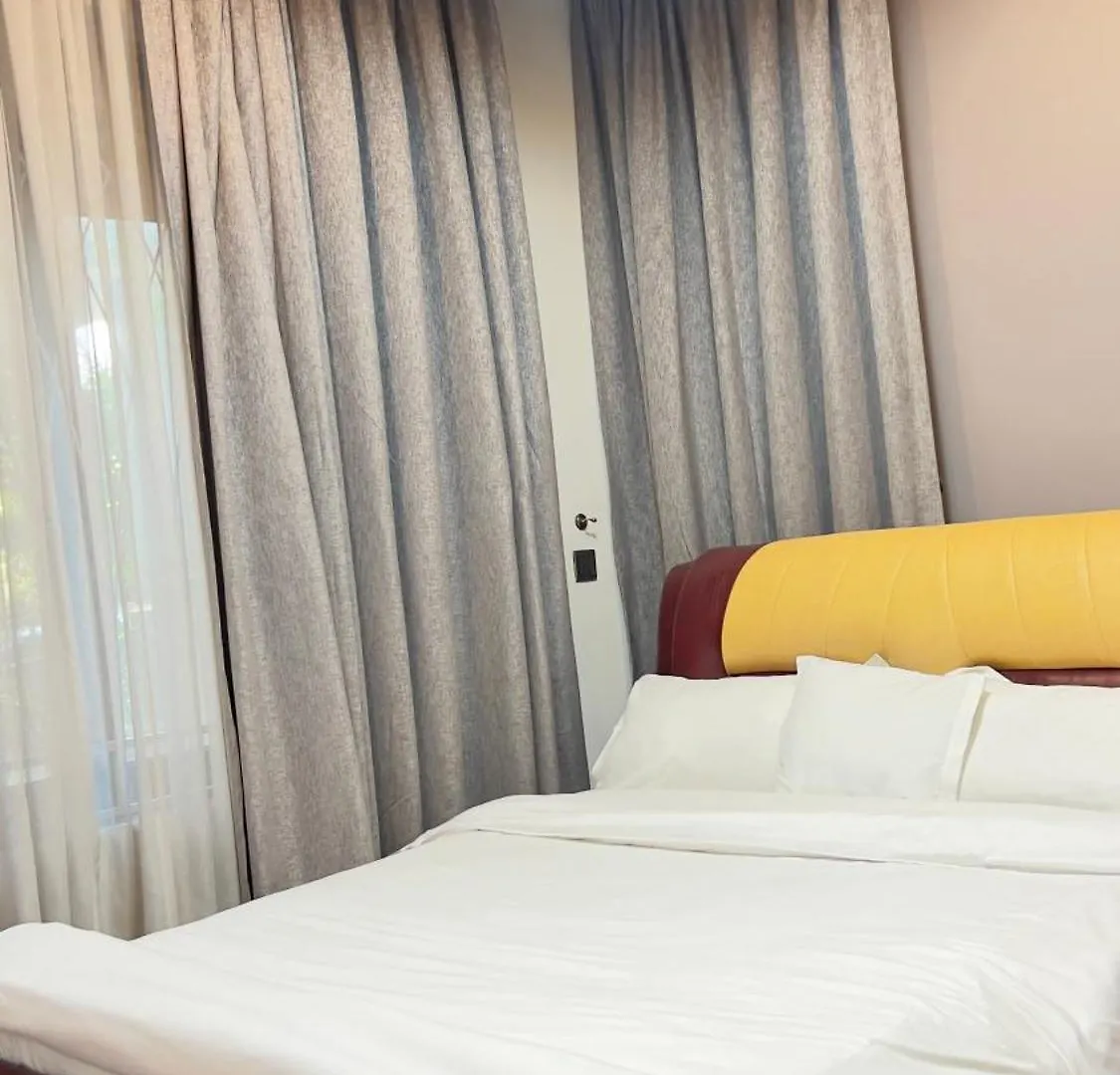 Silver Homes Empiror كامبالا
