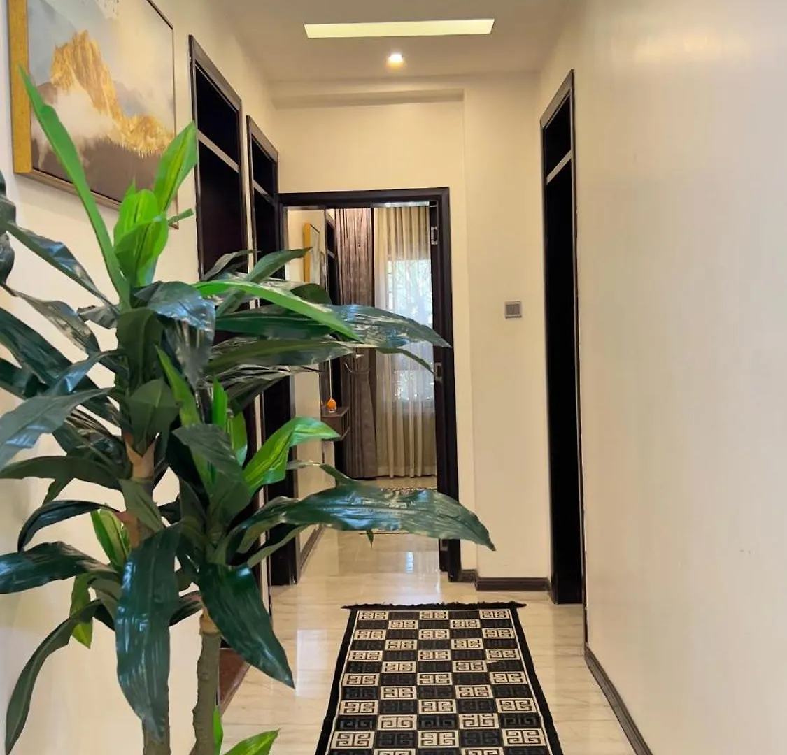Silver Homes Empiror كامبالا 0*,